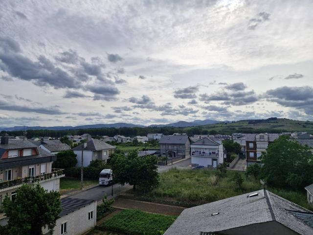 Apartamento en venta en Cacabelos
