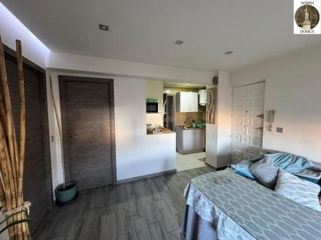 Apartamento en venta en Santiago, Cáceres