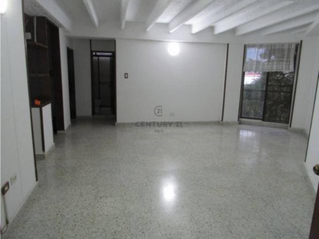 Apartamento en venta en El Refugio, Cali