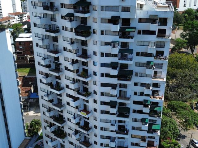 Apartamento en venta en Santa Teresita, Cali