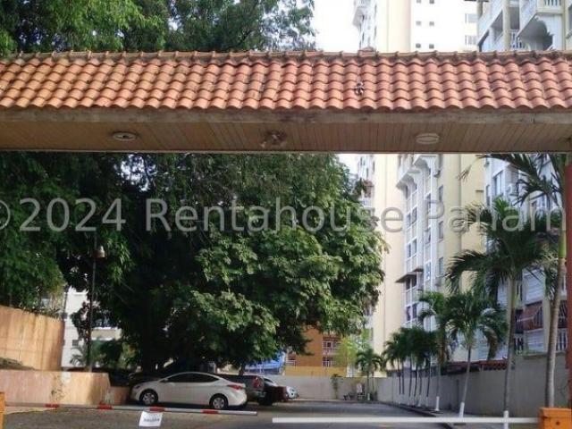 Apartamento en Venta en Calidonia Panamá 85 m2. 3 hab