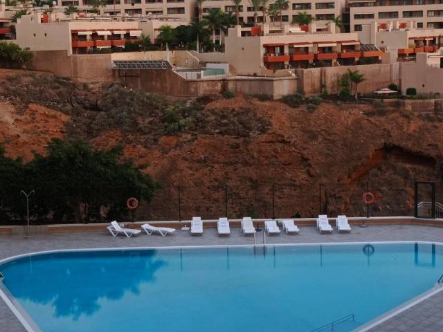 Apartamento en venta en La Postura, Adeje