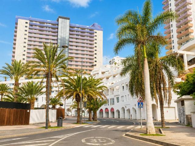 Apartamento en venta en La Postura, Adeje