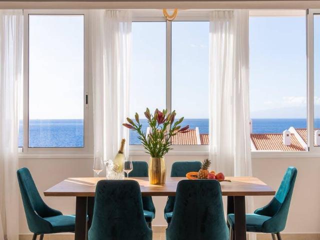 Apartamento en venta en La Postura, Adeje