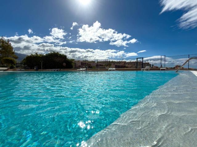 Apartamento en venta en La Postura, Adeje