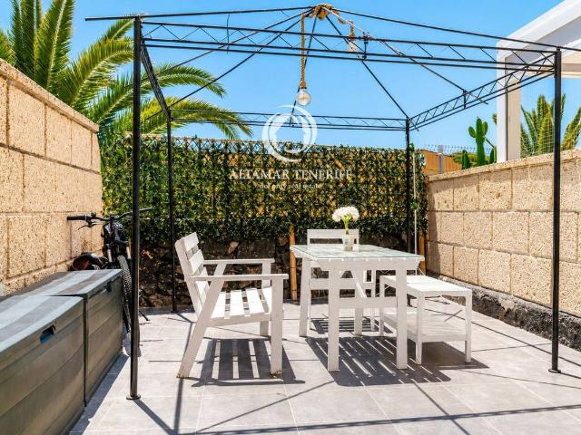 Apartamento en venta en La Postura, Adeje