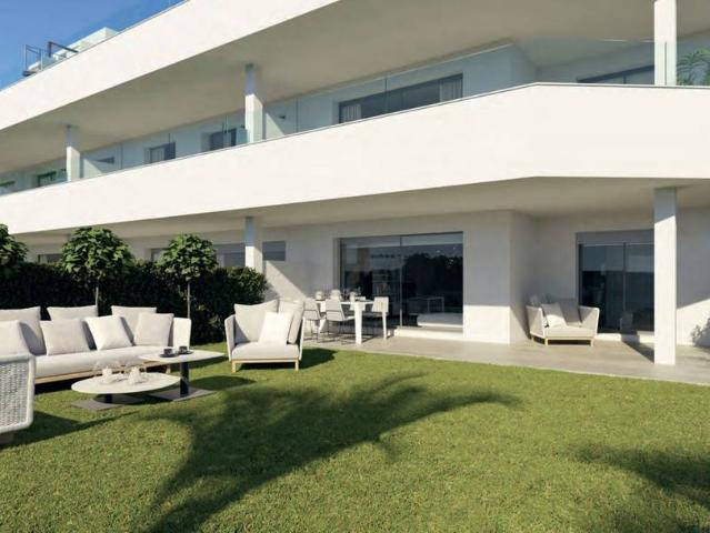 Apartamento en venta en Barriada Islas Canarias, Costa del Sol Occidental