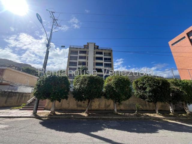 Apartamento en venta en Vargas