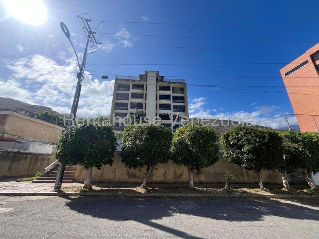 Apartamento en venta en Vargas