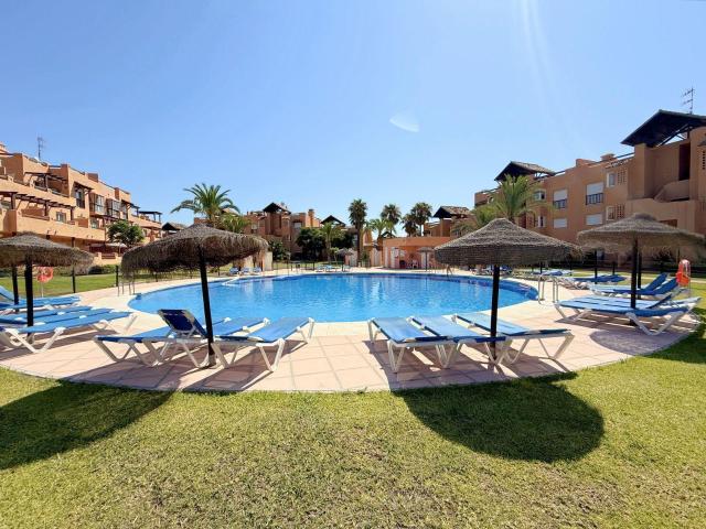 Apartamento en venta en La Perla de Bahía, Costa del Sol Occidental