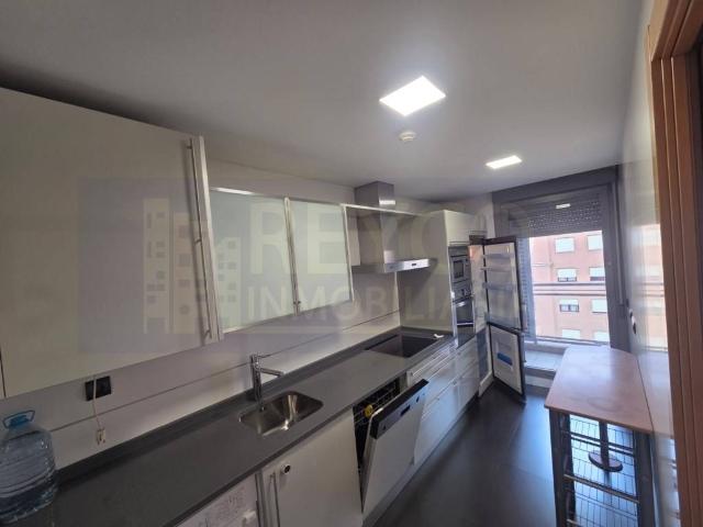 Apartamento en venta en Las Gaunas, Logroño