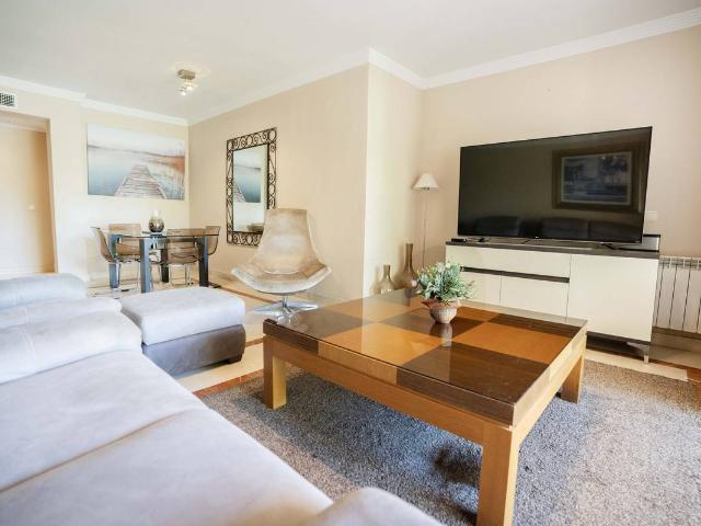Apartamento en venta en Centro, Costa del Sol Occidental