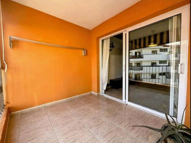 Apartamento en venta en La Postura, Adeje