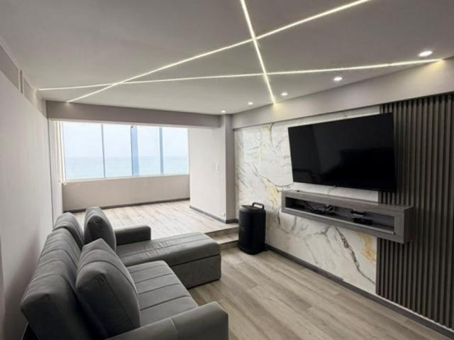 Apartamento en venta en Vargas