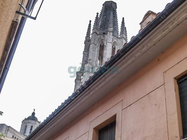 Apartamento en venta en Barri Vell, Girona