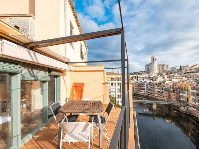 Apartamento en venta en Barri Vell, Gironès