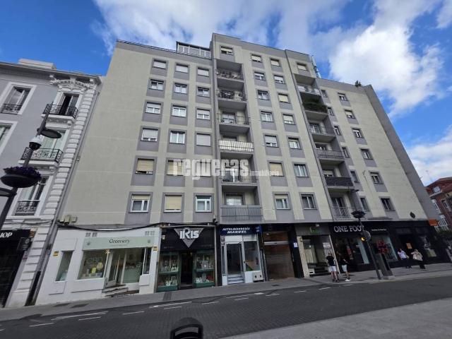 Apartamento en venta en Avilés, Asturias