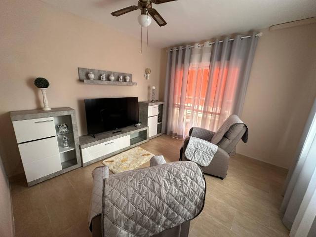 Apartamento en venta en Barriada Islas Canarias, Costa del Sol Occidental