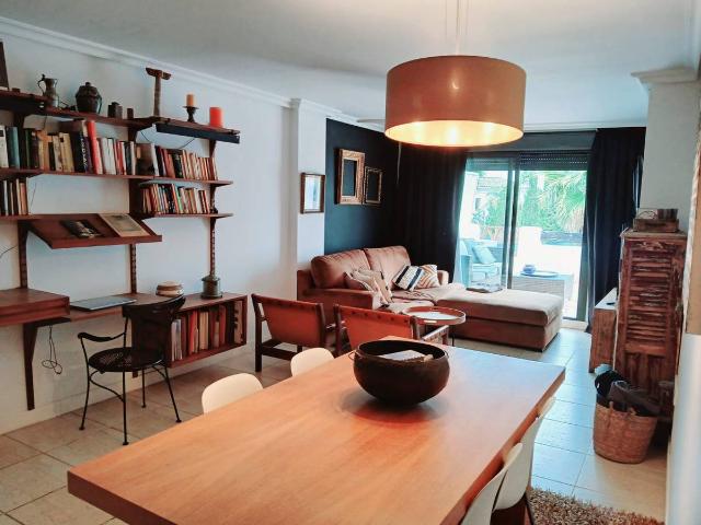 Apartamento en venta en Barriada Islas Canarias, Costa del Sol Occidental