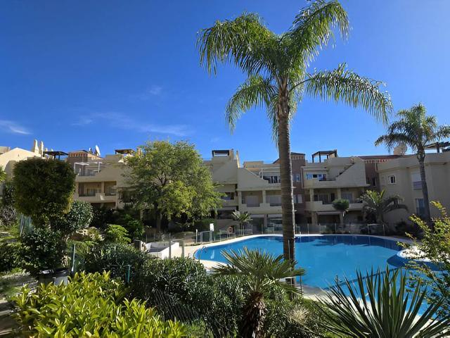 Apartamento en venta en Estepona, Barriada Blas Infante