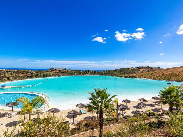 Apartamento en venta en Barriada Islas Canarias, Costa del Sol Occidental