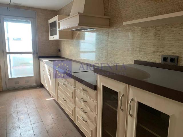 Apartamento en venta en Santiago, Cáceres