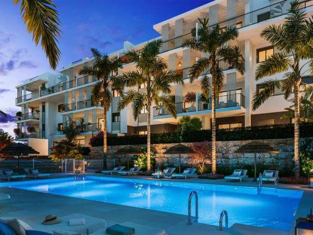 Apartamento en venta en Barriada Islas Canarias, Estepona