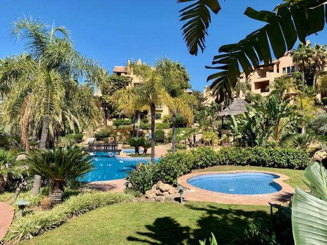 Apartamento en venta en Barriada Islas Canarias, Costa del Sol Occidental