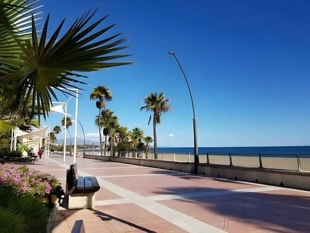 Apartamento en venta en Estepona, Barriada Blas Infante