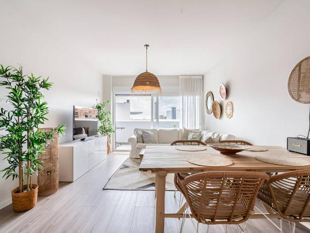 Apartamento en venta en Barriada Islas Canarias, Costa del Sol Occidental