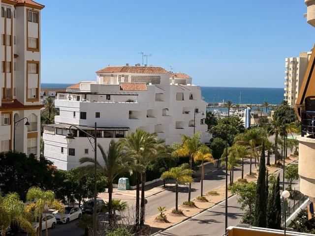 Apartamento en venta en Barriada Islas Canarias, Costa del Sol Occidental