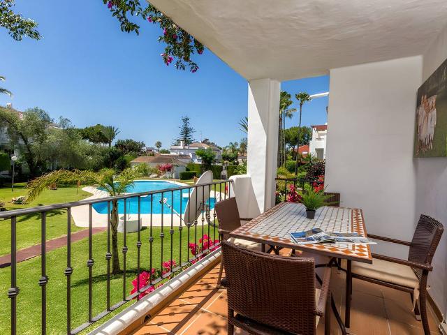 Apartamento en venta en Estepona, Barriada Blas Infante