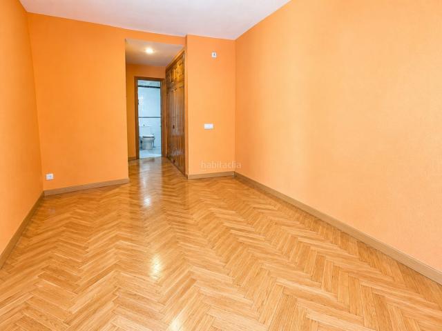 Apartamento en venta en Viviendas E.M.V., Colmenar de Oreja