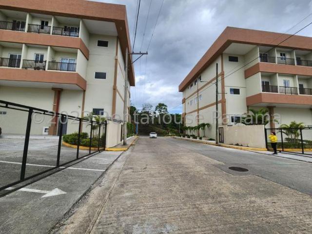 Apartamento en Venta en Colón Colón 76 m2. 3 hab