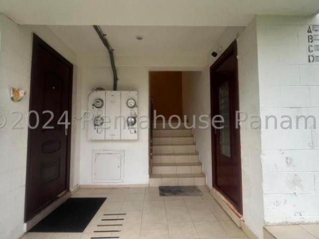 Apartamento en Venta en Colón Davis Colón 118 m2. 3 hab