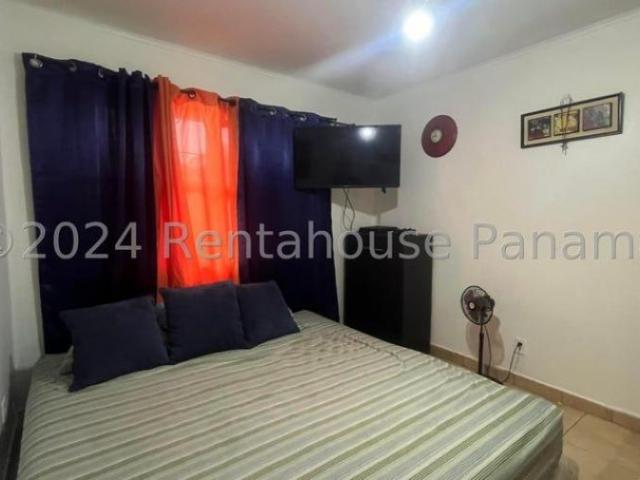 Apartamento en Venta en Colón Davis Colón 118 m2. 3 hab