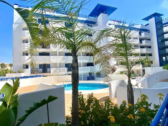 Apartamento en venta en La Sierrezuela, Benalmádena