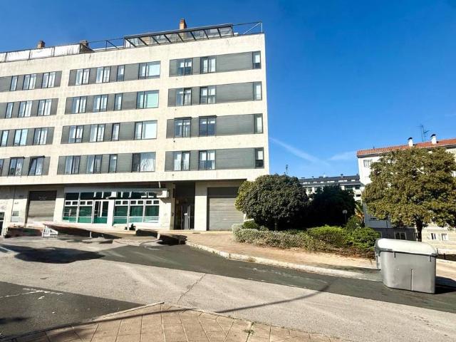 Apartamento en venta en Centro, Ourense