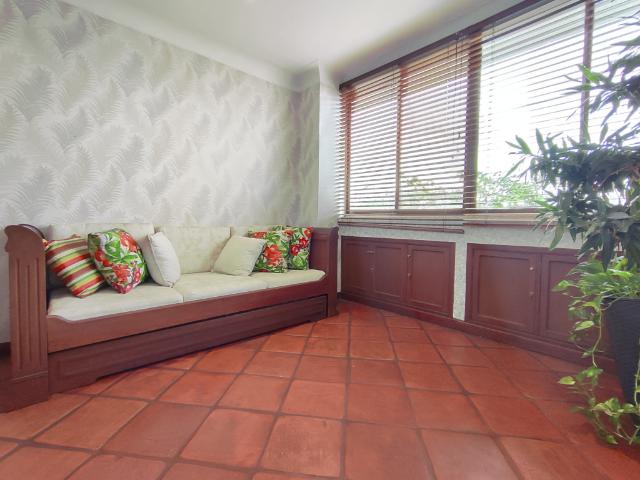 Apartamento En Venta En Los Patios En La Floresta V121956