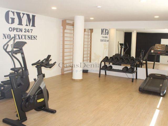 Apartamento en venta en Barri Port / Centre, Dénia