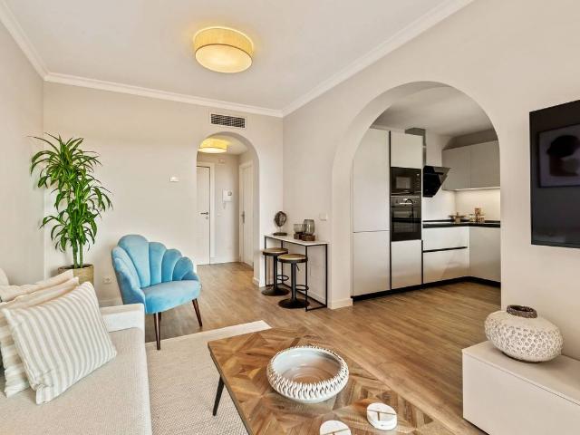 Apartamento en venta en Benahavís, Val de Guadalmina
