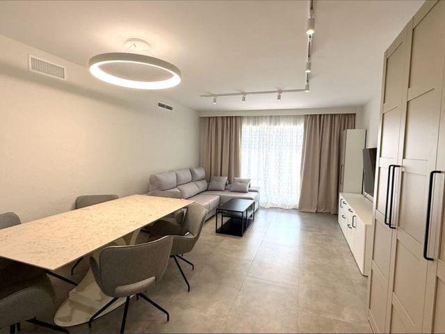 Apartamento en venta en Patio Los Naranjos, Estepona