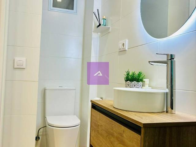 Apartamento en venta en Ciutat Vella, València