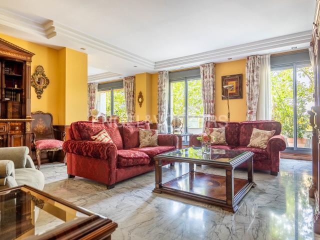 Apartamento en venta en Sevilla, El Arenal