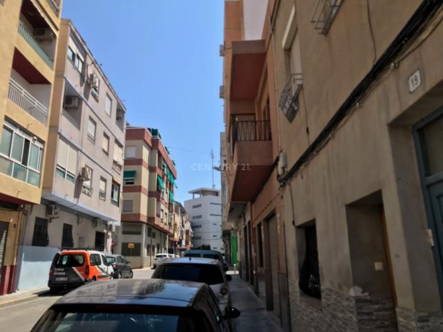 Apartamento en venta en Barrio Las 300, el Vinalopó Mitjà / El Vinalopó Medio