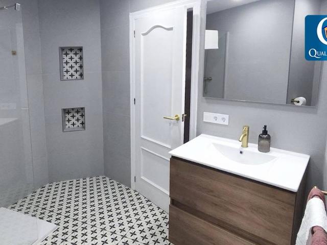 Apartamento en venta en Casco Antiguo - Santa Cruz - Ayuntamiento, Alacant / Alicante