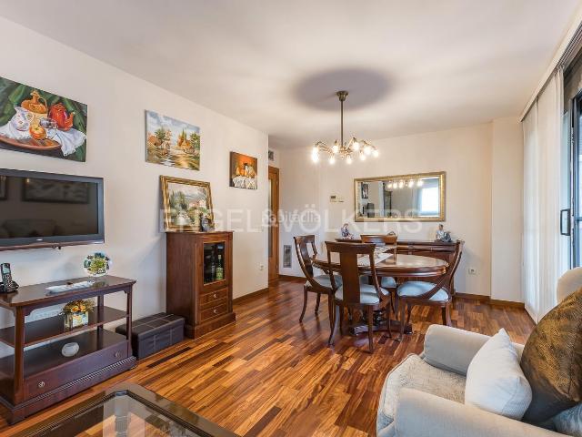 Apartamento en venta en Montesa, Esplugues De Llobregat