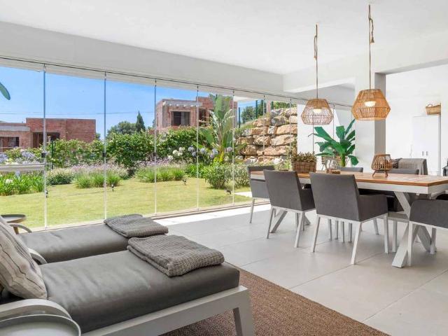 Apartamento en venta en Barriada Islas Canarias, Costa del Sol Occidental