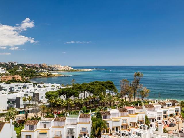 Apartamento en venta en Estepona, Barriada Islas Canarias