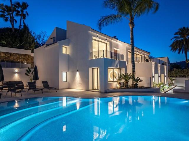 Apartamento en venta en Estepona, Barriada Islas Canarias